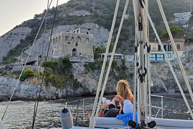 Small Group Sailing Tour in Amalfi Coast with Aperitif - Maiori and Pandora’s Cave: The Swim That Makes the Tour Worth It