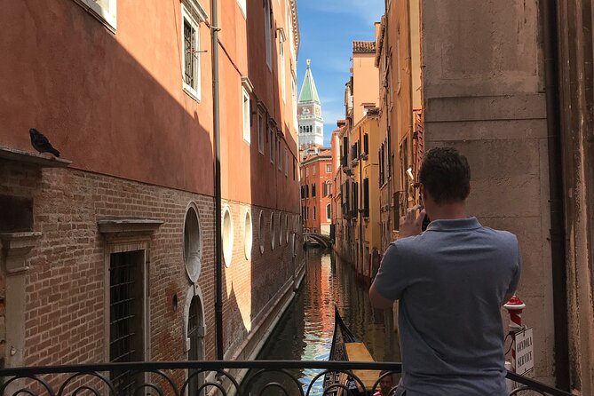 Small-Group Walking Tour of the Jewish Ghetto in Venice - Lucia’s Style: Why the Tour Feels Personal