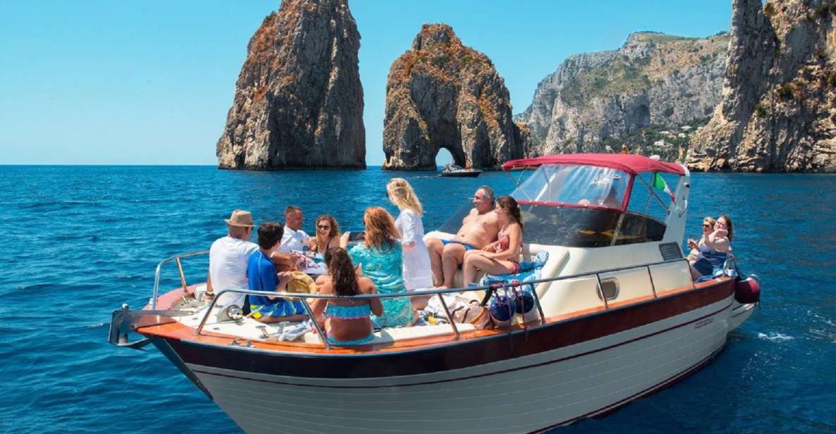 Sorrento: Capri and Blue Grotto Boat Cruise with Drinks - Capri boat cruise quick hits