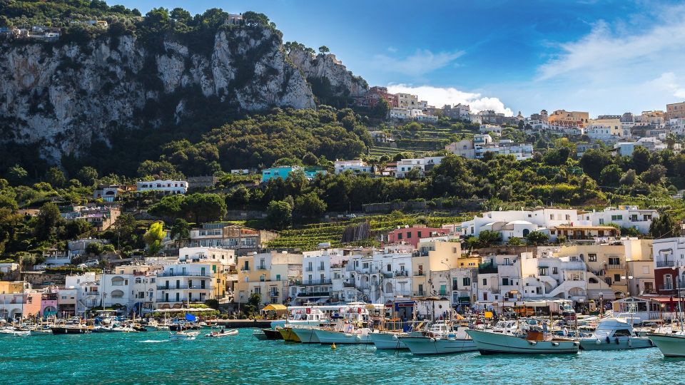 Sorrento: Capri and Blue Grotto Boat Cruise with Drinks - Limoncello tasting and snacks: the best part of the mid-cruise break