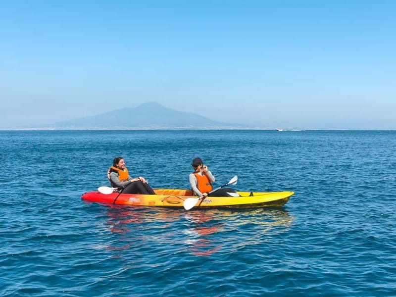 Sorrento: kayak small group tour to Bagni Regina Giovanna - Stop at Queen Giovanna’s Baths: the 30 minutes that make it memorable