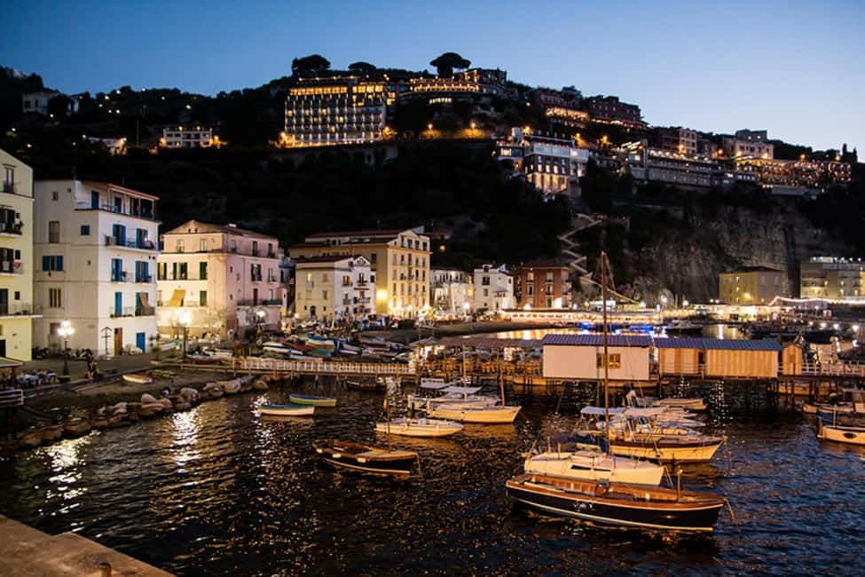 Sorrento: Night time Walking Tour & Limoncello Tasting - Key highlights worth planning around