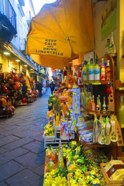 Sorrento: Night time Walking Tour & Limoncello Tasting - Villa Comunale: the sea view that makes night feel big