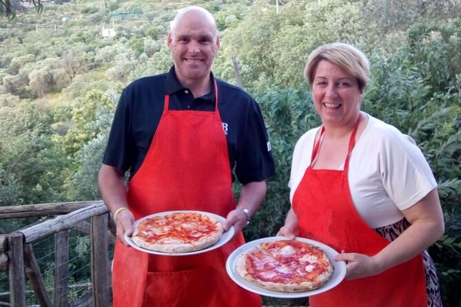Sorrento Pizza Class with Wine, Limoncello and Transfer Included - From fresh citrus juice to the first dough lesson