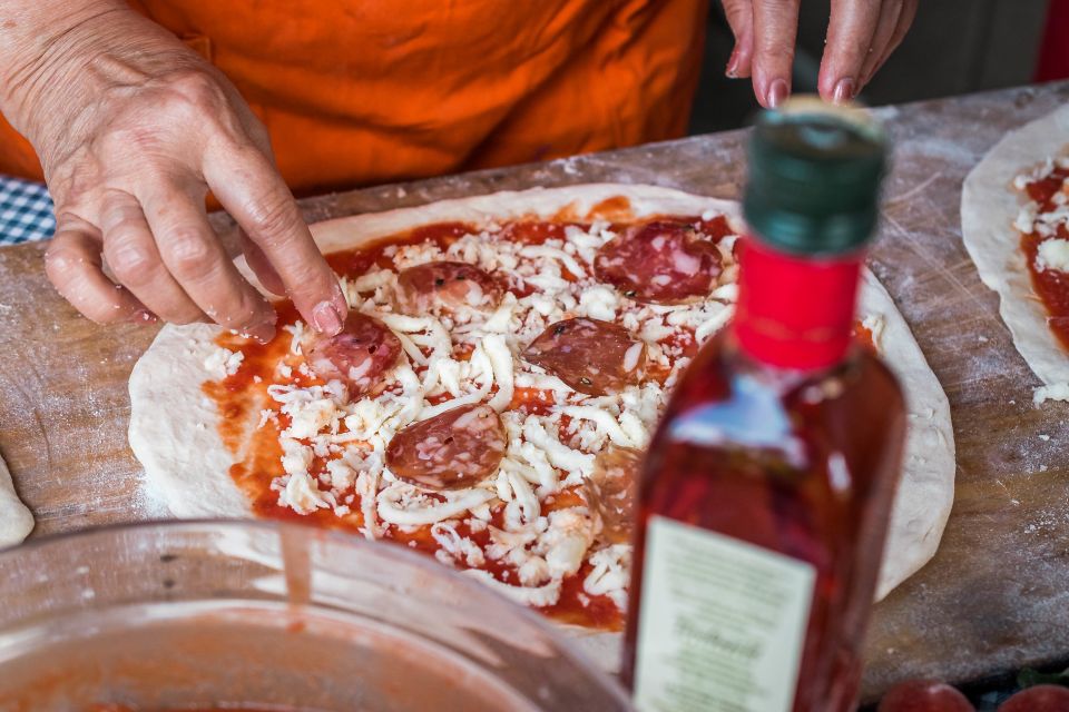 Sorrento: Pizza Making Class at Tirabusciò Cooking School - Tiramisù with Coffee: The Dessert That Closes the Loop