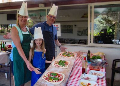 Sorrento: Pizza Making Course - Pickup and arrival: getting to the hills without stress
