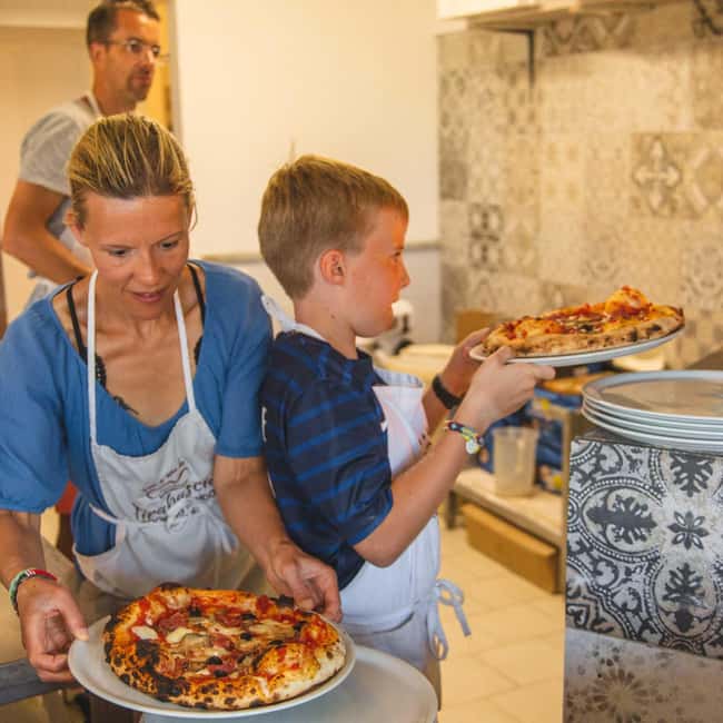 Sorrento: Pizza Making Course - Toppings, cooking, and eating your own pizza