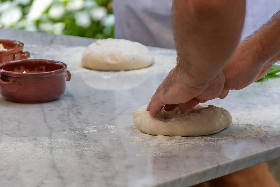 SORRENTO: Pizza School Mastering Neapolitan Delights - Getting There: Minivan Pickup at Vallone dei Mulini (No Private Cars)