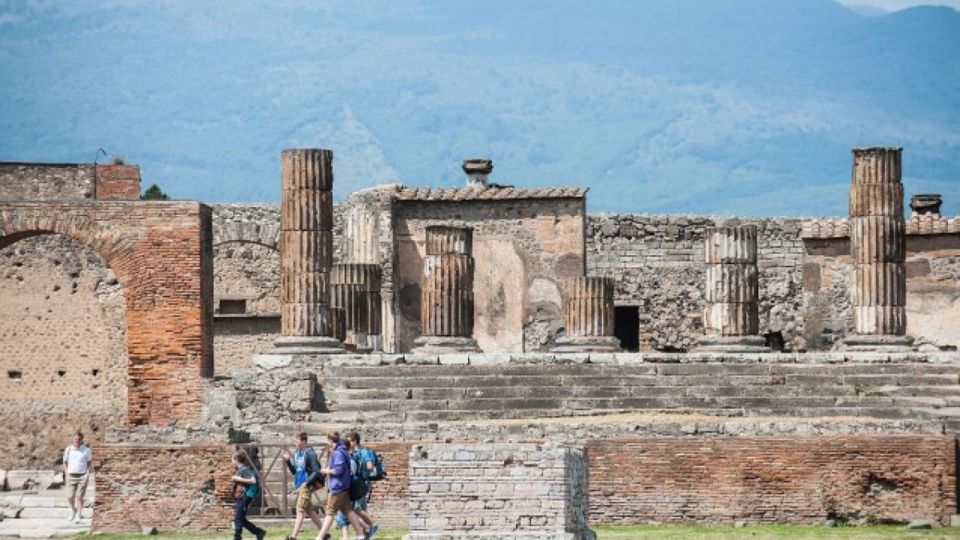 Sorrento: Skip-the-Line Pompeii Express Tour by Train - Comfort Tips That Make Pompeii Much More Enjoyable