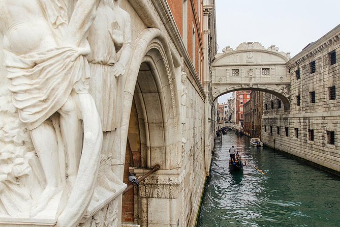 St Mark's Basilica & Doge's Palace with Secret Passages Access - Doge’s Palace Secret Passages: Prison, Politics, and the Casanova Story
