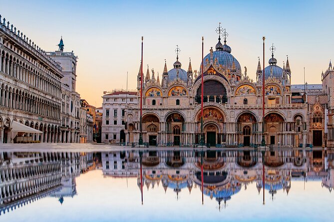 St. Mark’s Basilica Guided Tour with Venice Canals Gondola Ride - Where the tour starts and what your 1.5 hours really require