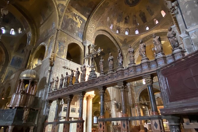 St. Mark's Cathedral Priority Guided Tour & History Gallery - Priority St. Mark’s in a Nutshell: What This Tour Really Buys