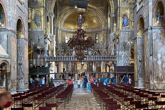 St. Mark's Cathedral Priority Guided Tour & History Gallery - Mobile Audio Guide: The Best Way to See Byzantine Details Without Feeling Rushed