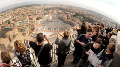 St. Peter's Dome Climb, Basilica and Vatacombs Tour - The lift, the terrace, and the 320-step dome climb