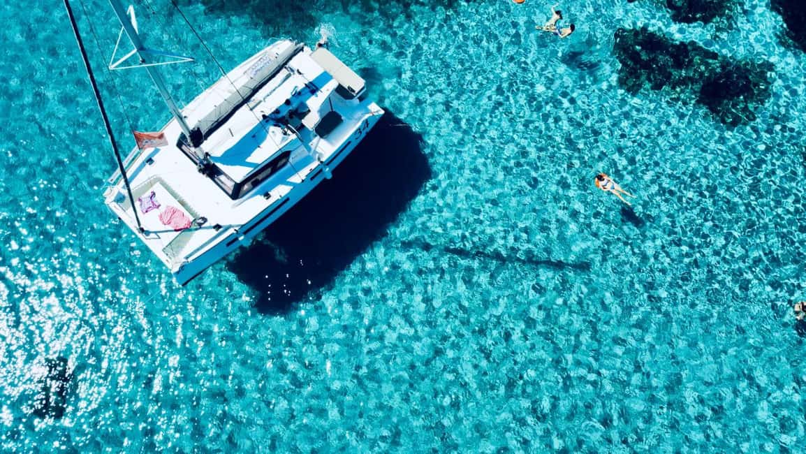 Stintino: Half-day catamaran tour to La Pelosa with aperitif - Key things that make this tour worth your time