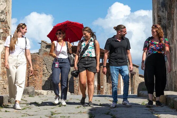 Stories of Pompeii: Small Group tour with archeology expert guide - Pompeii in Two Hours: What This Small-Group Tour Really Covers
