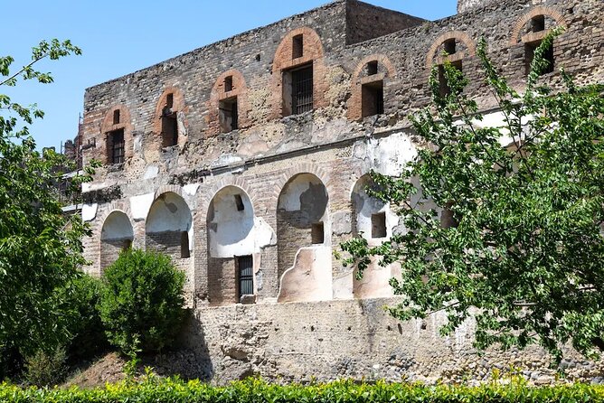 Stories of Pompeii: Small Group tour with archeology expert guide - Comfort, Timing, and Site Rules That Matter