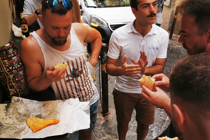 Street food in Naples with 6 Stops and Limoncello - Key highlights to look for