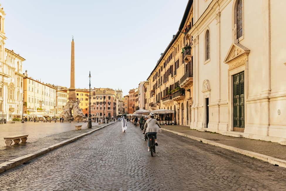 Sunrise in Rome: Small Group E-Bike Tour & Italian breakfast - The meeting area near St. Maria Maggiore