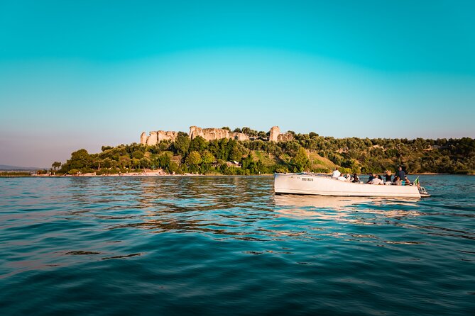 Sunset Tour in Sirmione - Boarding Background Stops: Getting Your Bearings Fast