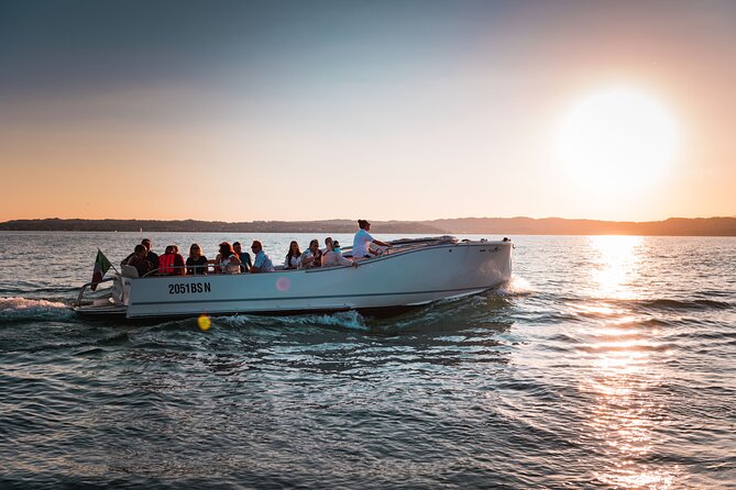Sunset Tour in Sirmione - Meeting at Garda Tours: Parking and Getting to the Boats