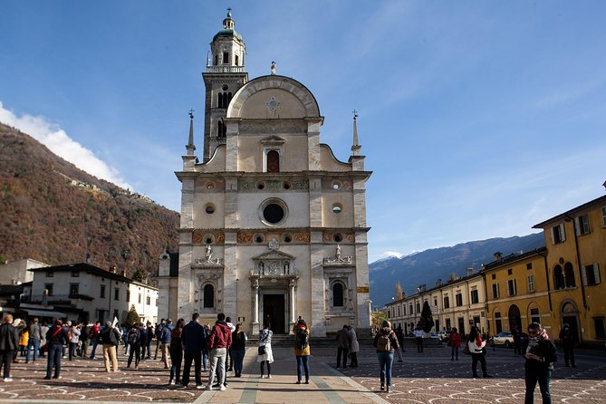 Swiss Alps Bernina Red Train and St.Moritz Tour from Milan - Weather and Clothing: The Alps Don’t Follow Your Schedule