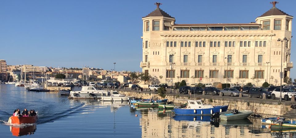 Syracuse: Boat Trip of Ortigia Island and Sea Caves - Where You Check In: Infopoint Syracuse Excursion Near Pizzeria K7