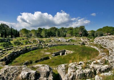 Syracuse: Neapolis Archaeological Park Small Group Tour - Where you meet and how the walking flow works