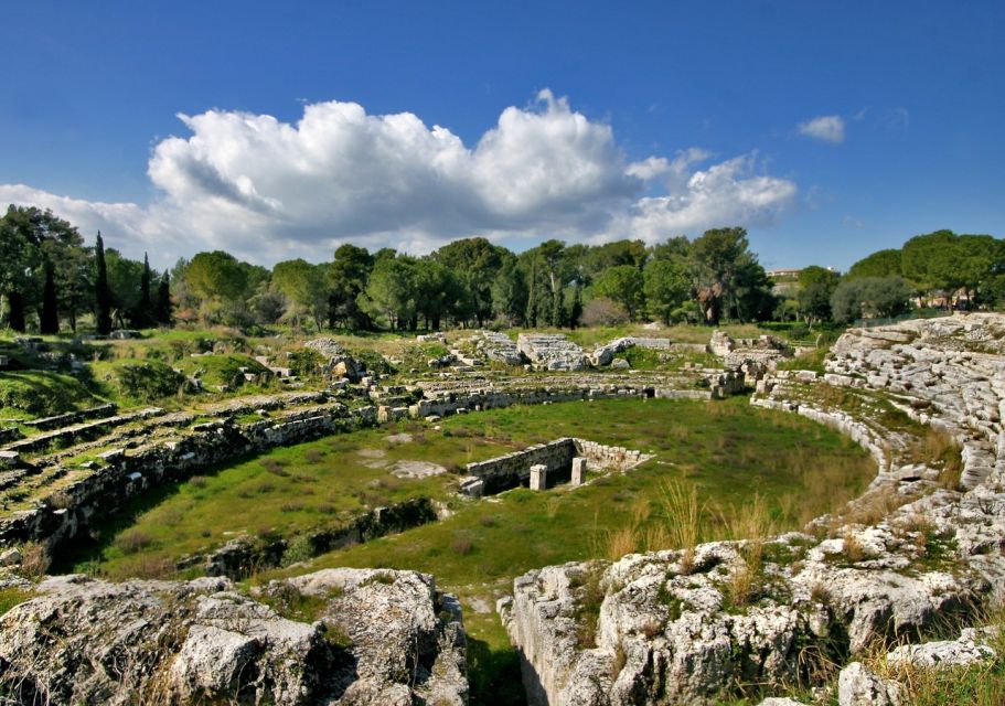 Syracuse: Neapolis Archaeological Park Small Group Tour - Where you meet and how the walking flow works