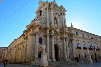 Syracuse: Ortigia and Neapolis Guided Walking Tour - Meeting at Neapolis: get your bearings fast