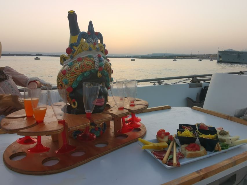 Syracuse: Ortigia Sunset Cruise with Aperitif - Ortigia Sunset Cruise: Why this part of Syracuse hits so hard