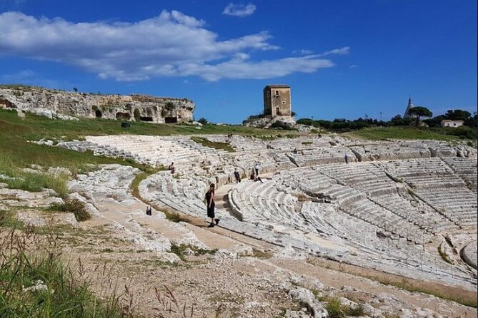 Syracuse, Ortygia & Noto small group Tour from Catania with lunch - Ortigia on foot: Apollo’s ruins, the Duomo square, and Arethusa