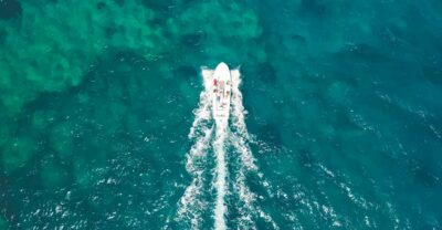 Syracuse: Pillirina, Ortigia, and Sea Caves Tour by Boat - Finding the boat at Ortigia: the meeting point and what the ride feels like