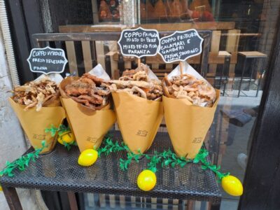 Syracuse: Street Food Walking Tour in Ortigia with Tastings - Starting at Chiesa San Paolo Apostolo: setting the food mood in the right neighborhood