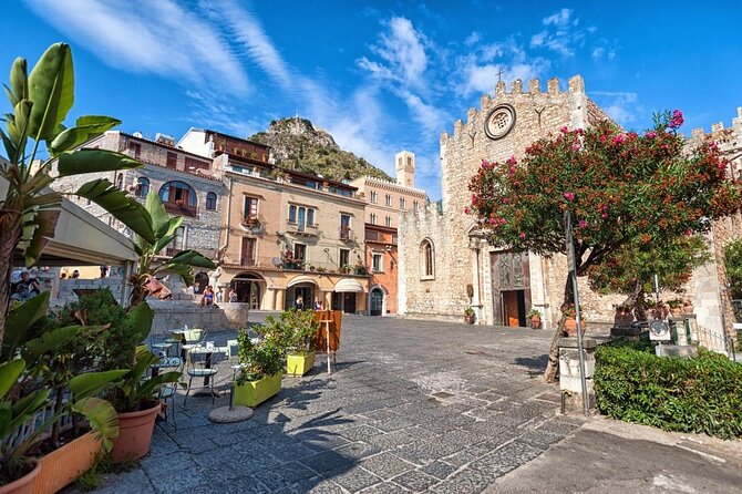 Taormina and Castelmola Tour from Messina - Getting on the Bus at Messina Port, Cruise Ship Gate 5