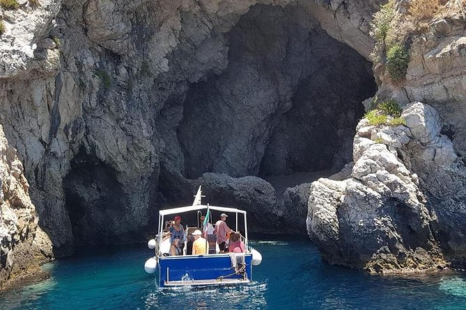 Taormina and Isola Bella Day Tour with Boat Trip from Messina - Food and drinks: what’s not included, and where the day’s value really shows
