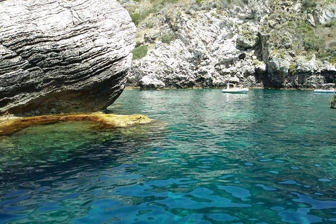 Taormina and Isola Bella Day Tour with Boat Trip from Messina - Best for: who will love this trip, and who should think twice