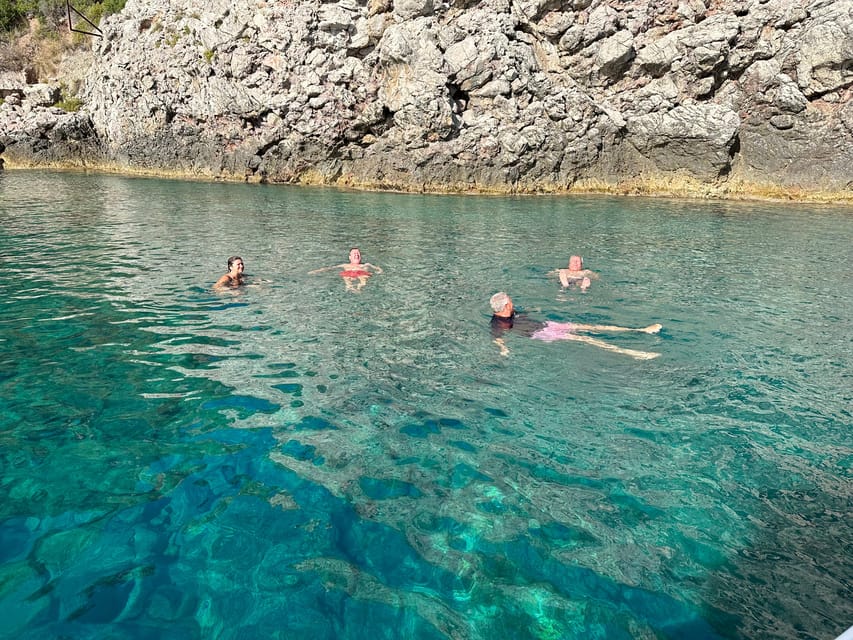 Taormina: Coastline Boat Tour with Aperitif and Snorkeling - Who This Tour Is Best For (And Who Should Rethink It)