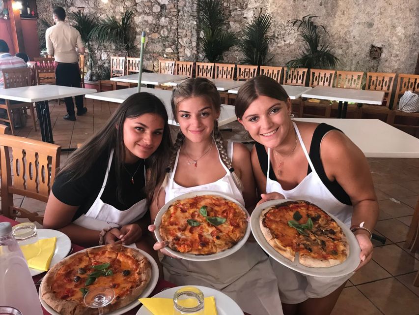 Taormina: Half-Day Pizza Making Class - Sauce and Toppings: How to Build a Pizza That Bakes Right