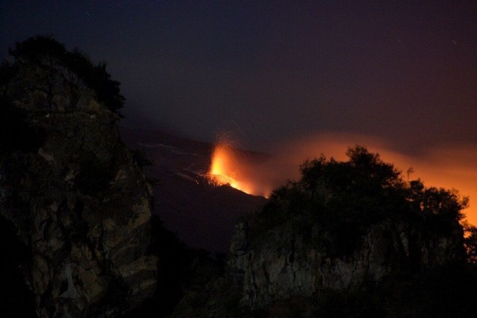Taormina: Mount Etna Sunset Tour with Cave Visit and Tasting - Taormina to Mount Etna: why this sunset tour works