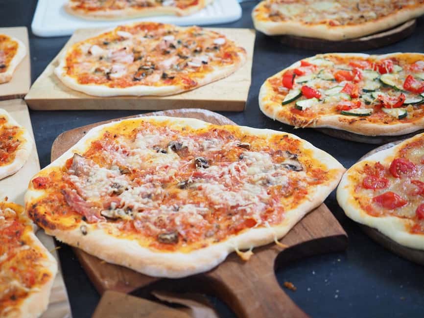 Taormina: Pizza Making Class with Lunch and Wine Tasting - Pasta and Pizza From Scratch: The 2.5-Hour Cooking Flow