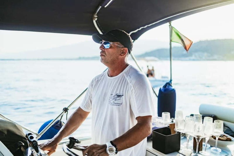 Taormina: Sunset Boat Tour with Dolphin Watching & Aperitif - Aperitif Time: Snacks, Drinks, and the Sunset Finish