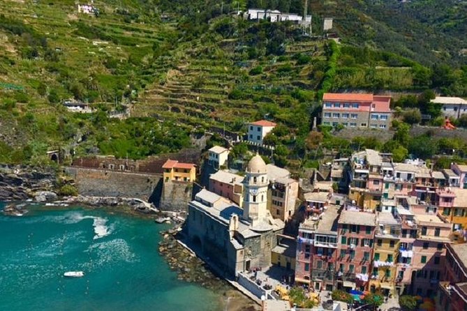 The Best of Cinque Terre Small Group Tour from Lucca - Small-group touring (max 25) and why it matters in real life