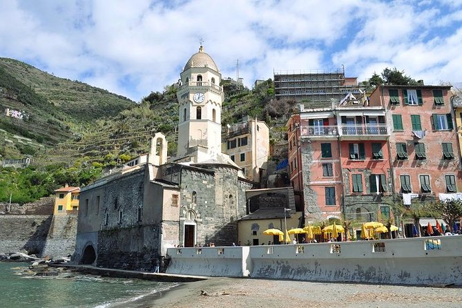 The Best of Cinque Terre Small Group Tour from Lucca - Manarola: hill views and case-torri character