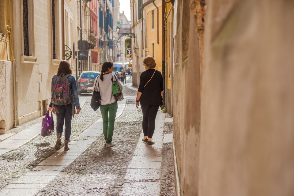 The Highlights of Verona Small Group Walking Tour - How the 2-hour loop covers Verona’s most famous sights fast
