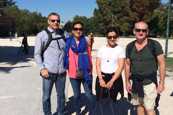 The Last Supper and Sforza Castle Tour - group tour - Between stops: a short scenic reset before Sforza Castle