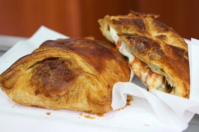The Original Catania Street Food and Market Tour by Streaty - The tasting route: Piazza del Duomo to Via Etnea, and why each stop works