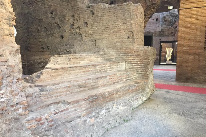 Ticket to Piazza Navona Undergrounds Stadium of Domitian - The 5-metre descent: the experience of going under the square