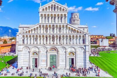 Timed Entrance to Leaning Tower Pisa and Cathedral with Audio - Climbing the Leaning Tower: stairs, lockers, and the 8-year rule