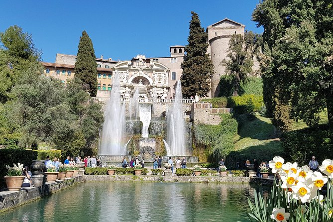 Tivoli Villas Full Day Trip From Rome with Lunch - Getting started at Castro Pretorio (and ending back the same way)